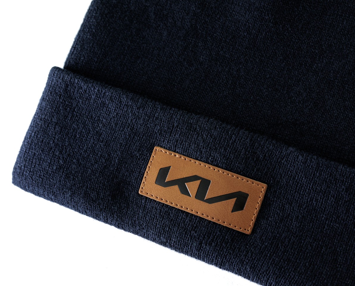 66951ADE2403_IM_Kia_beanie_03_rgb_72